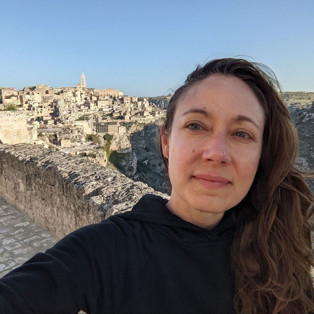 Meet your Posher, Leah